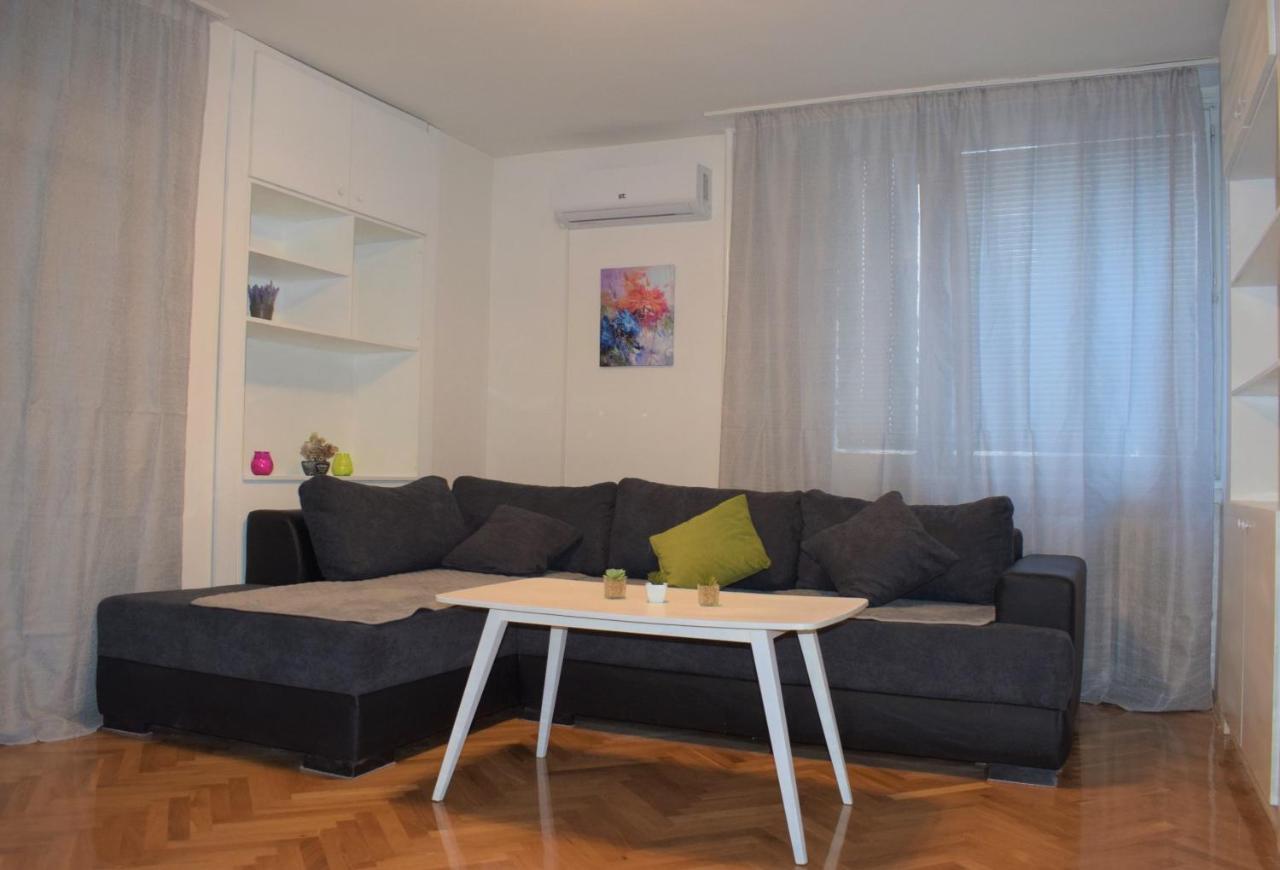 Tea'S Apartment, Skopje City - Centre Extérieur photo